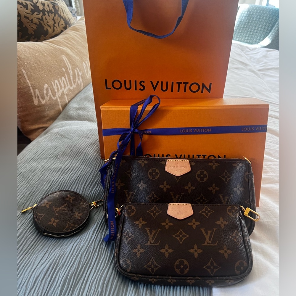 ❤️AUTHENTIC LOUIS VUITTON MULTI POCHETTE ACCESSOIRES w/ Khacki adjustable strap